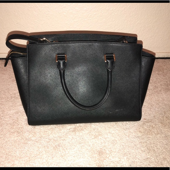 Michael Kors purse - Picture 2 of 4